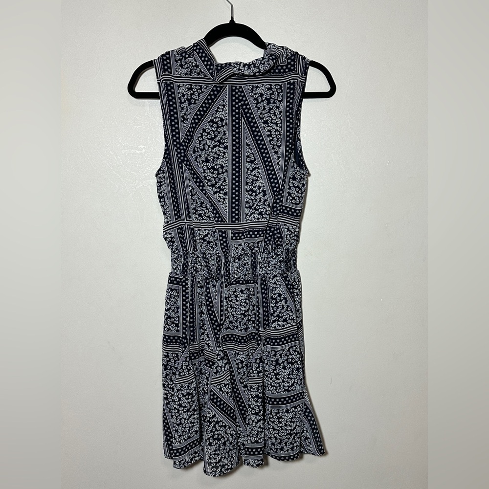 Navy and White V Neck Sleeveless Lined Dress Size Medium Y2K Preppy - Picture 5 of 7
